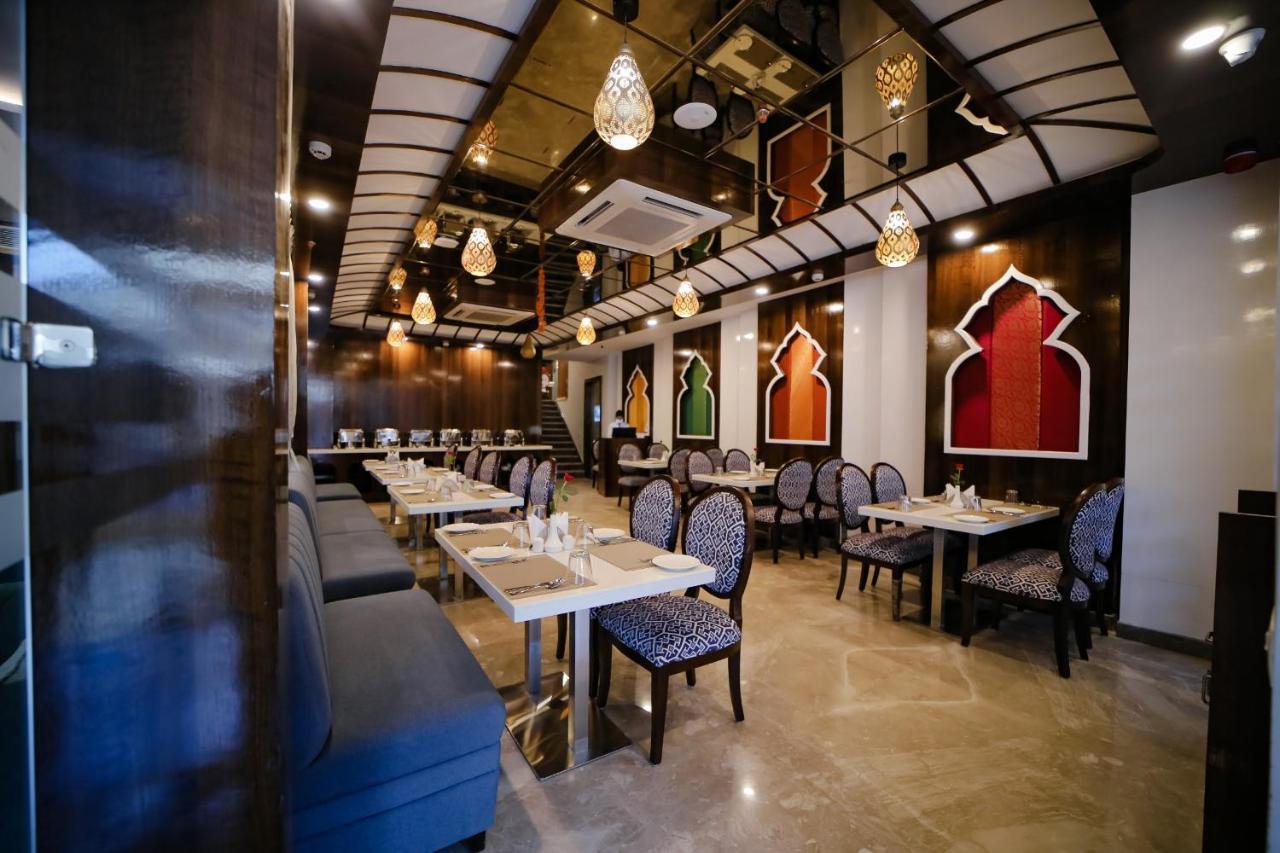 Hotel Veda By Rks Varanasi Exterior foto